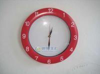 十字绣钟表 传统工艺与现代计时的艺术融合